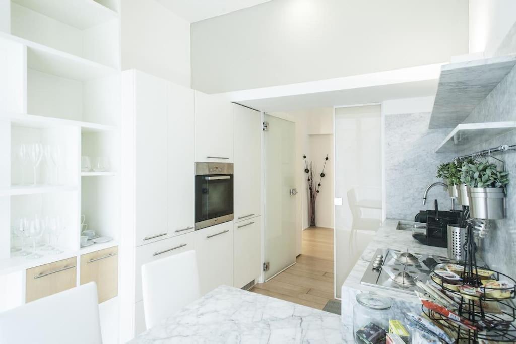 Charming Home Near Duomo 米兰 外观 照片