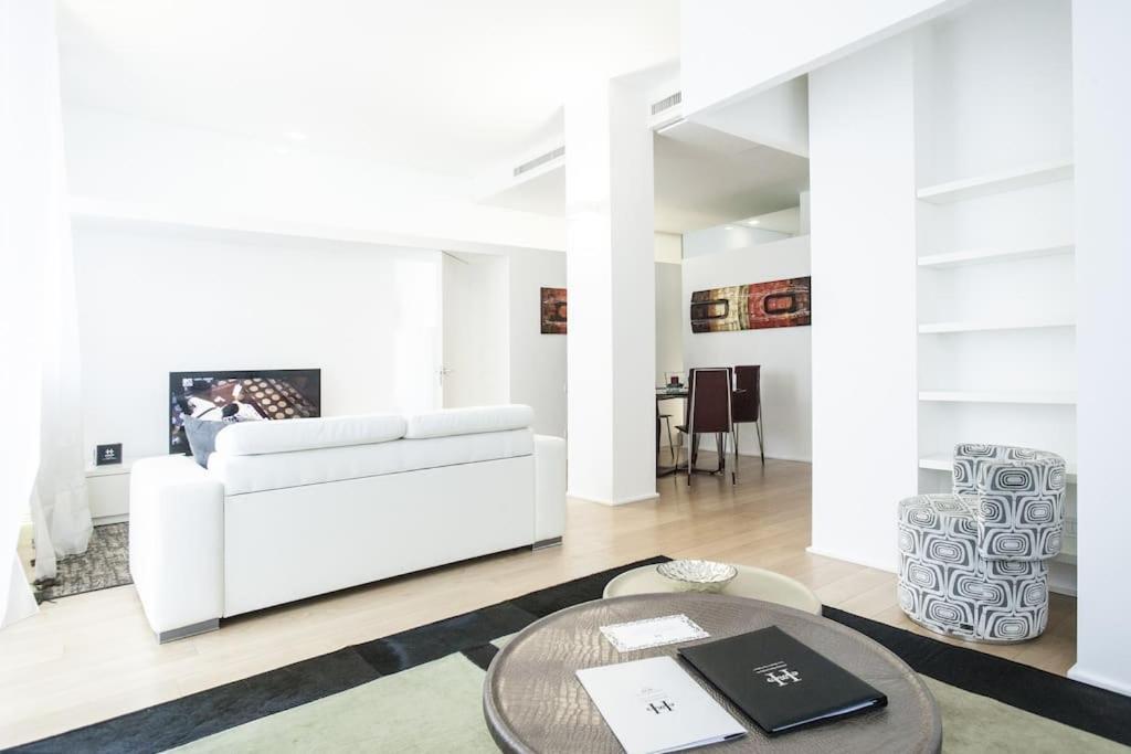 Charming Home Near Duomo 米兰 外观 照片